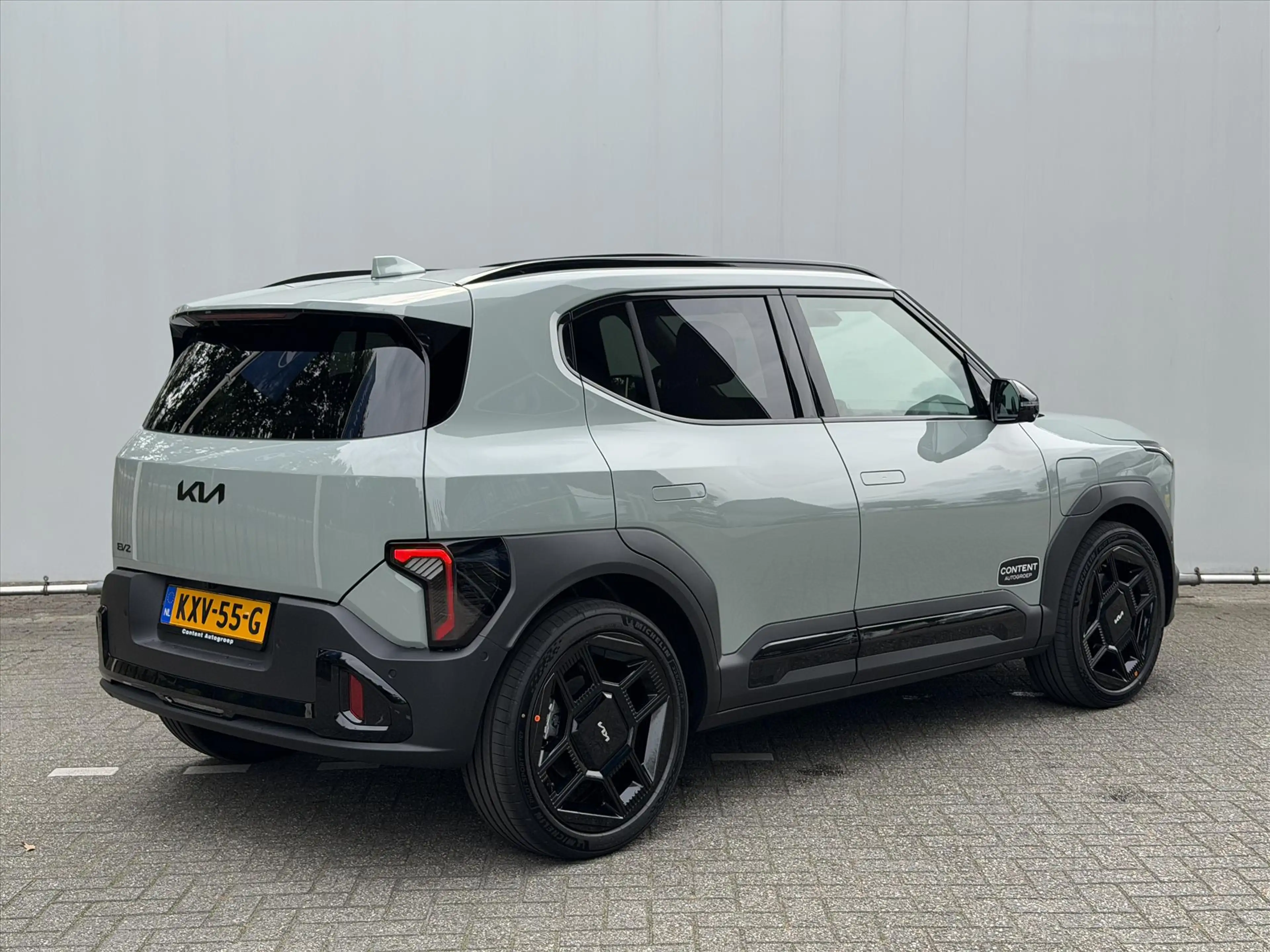 Kia EV2 61 kWh 135pk (5-zits) Black-Line — photo 5