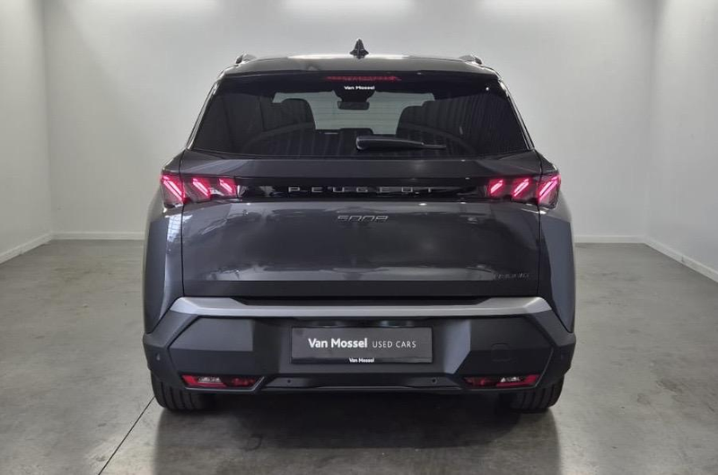 Peugeot 5008 1.2 HYBRID 145 e-DSC6 GT 7 seats + pano dak — photo 6