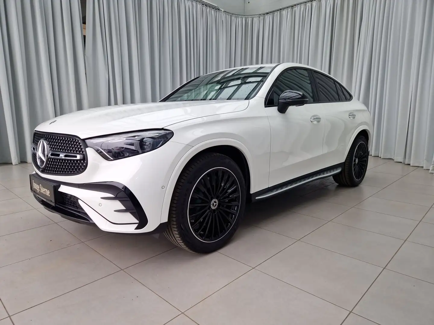 Mercedes-Benz GLC 220 d 4MATIC Coupé SpurW Winterp. SportS. Weiß - 2
