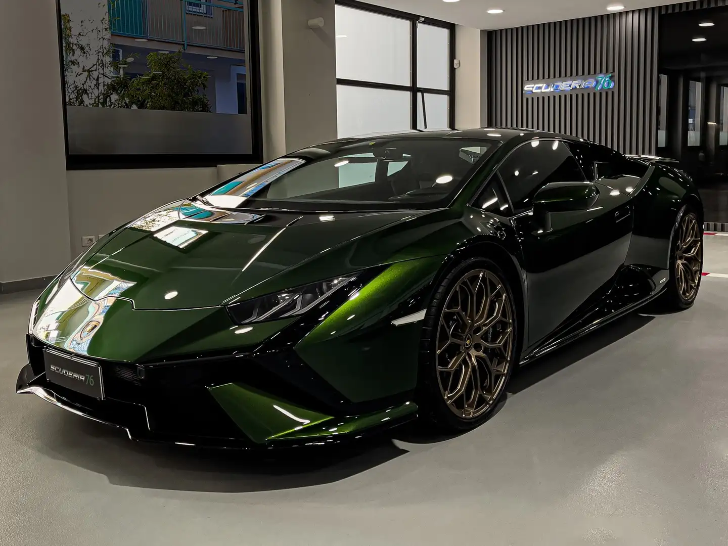 Lamborghini Huracán Coupe 5.2 Tecnica 640cv rwd Verde - 1