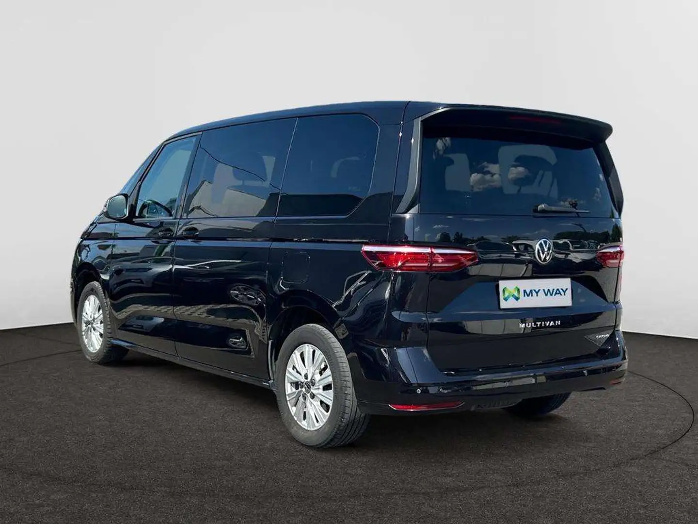 Volkswagen T7 Multivan Multivan Life (Version Courte) 1.4 l eHybrid 160kW / 218ch Boîte automatique 6 vitesses DSG Bleu - 2