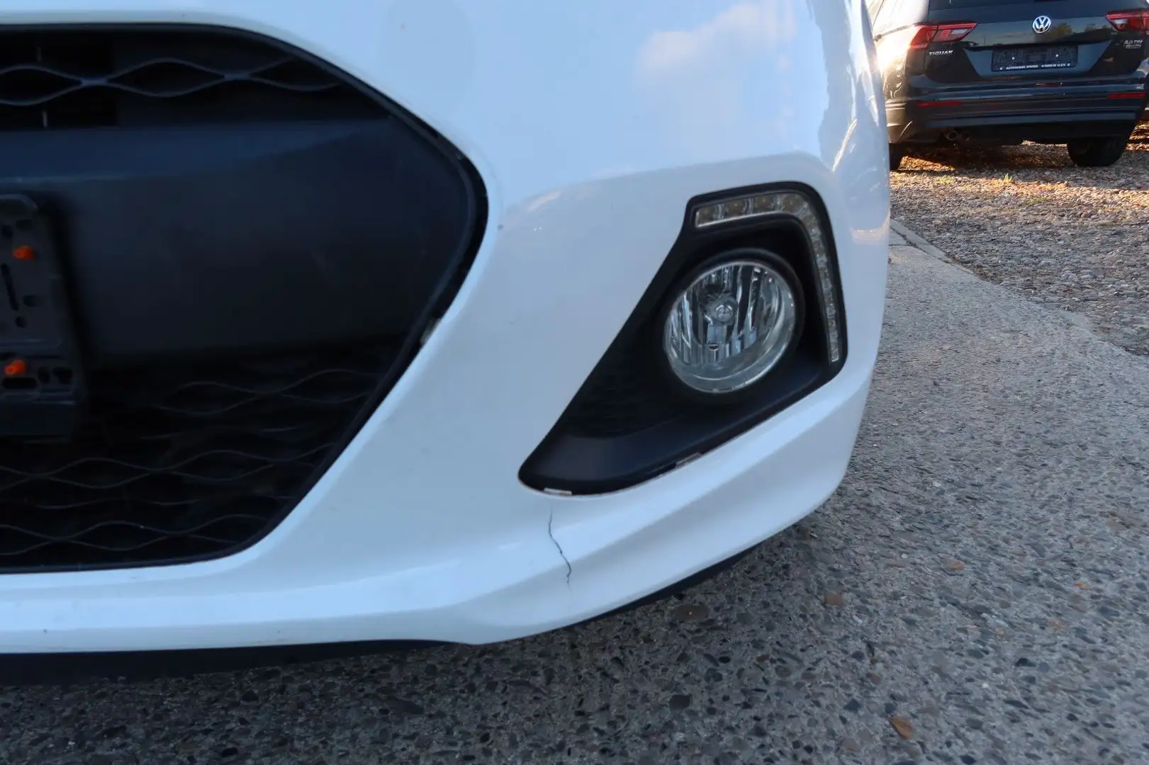 Hyundai i10 Passion|Klimaautomatik|Tempomat|64KW| Weiß - 2