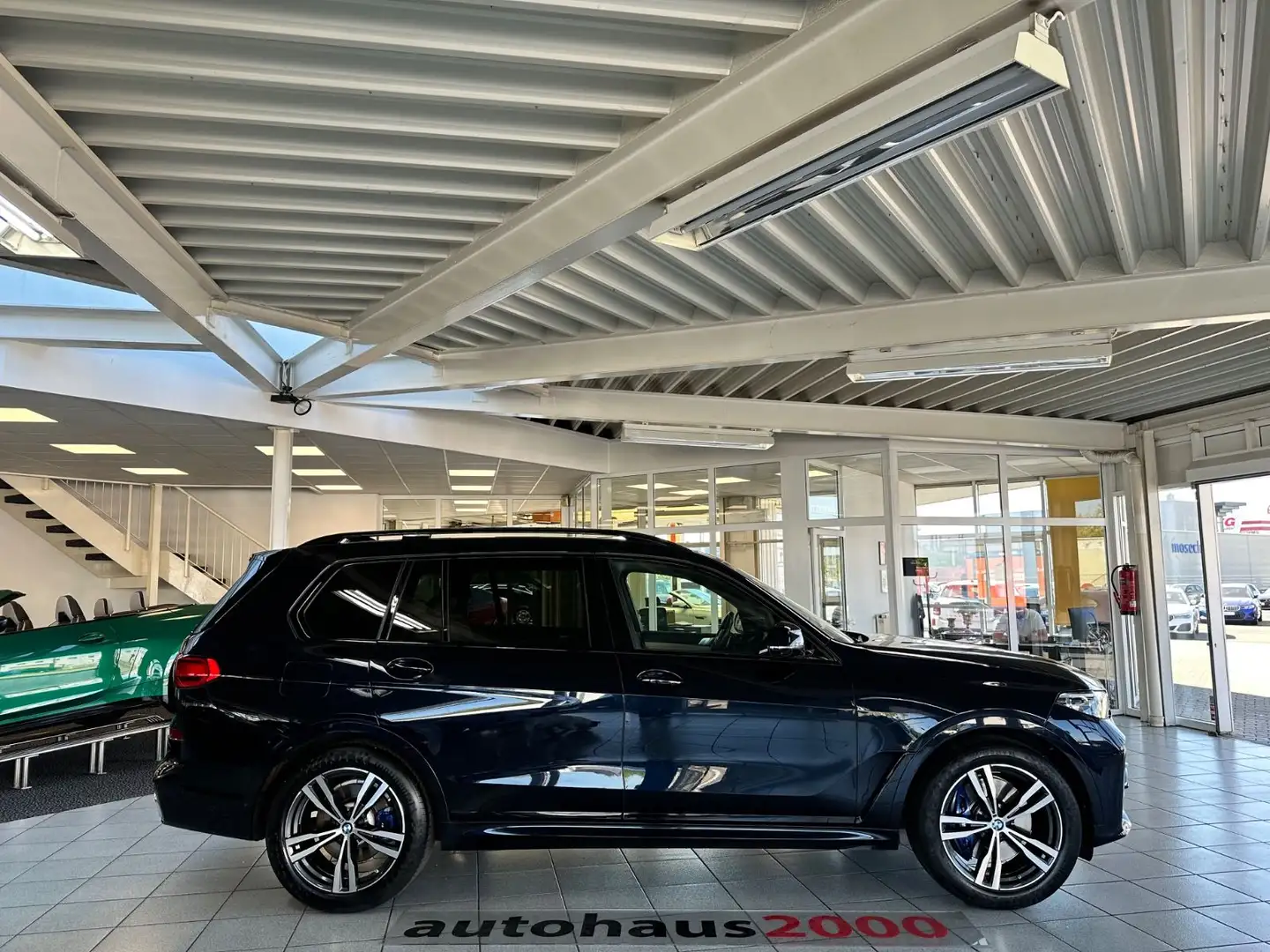 BMW X7 xDrive 40d M Sportpaket LASER/HUD/360°/AHK Schwarz - 2