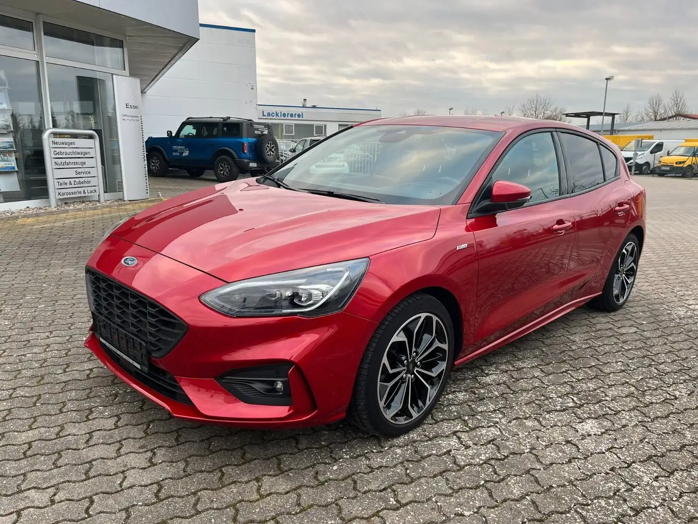 Ford Focus Lim. ST-Line Autom,LED-Scheinw. RFK,TWA!!! Rot - 1