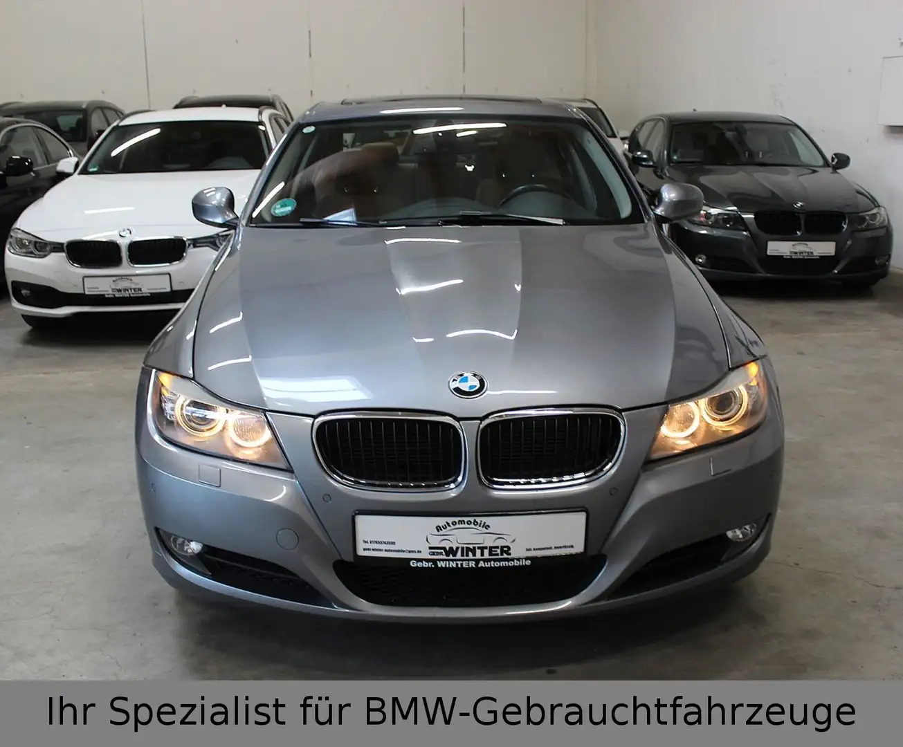 BMW 318 i Facelift Automatik*Keyless-Go*Vollleder Grau - 2