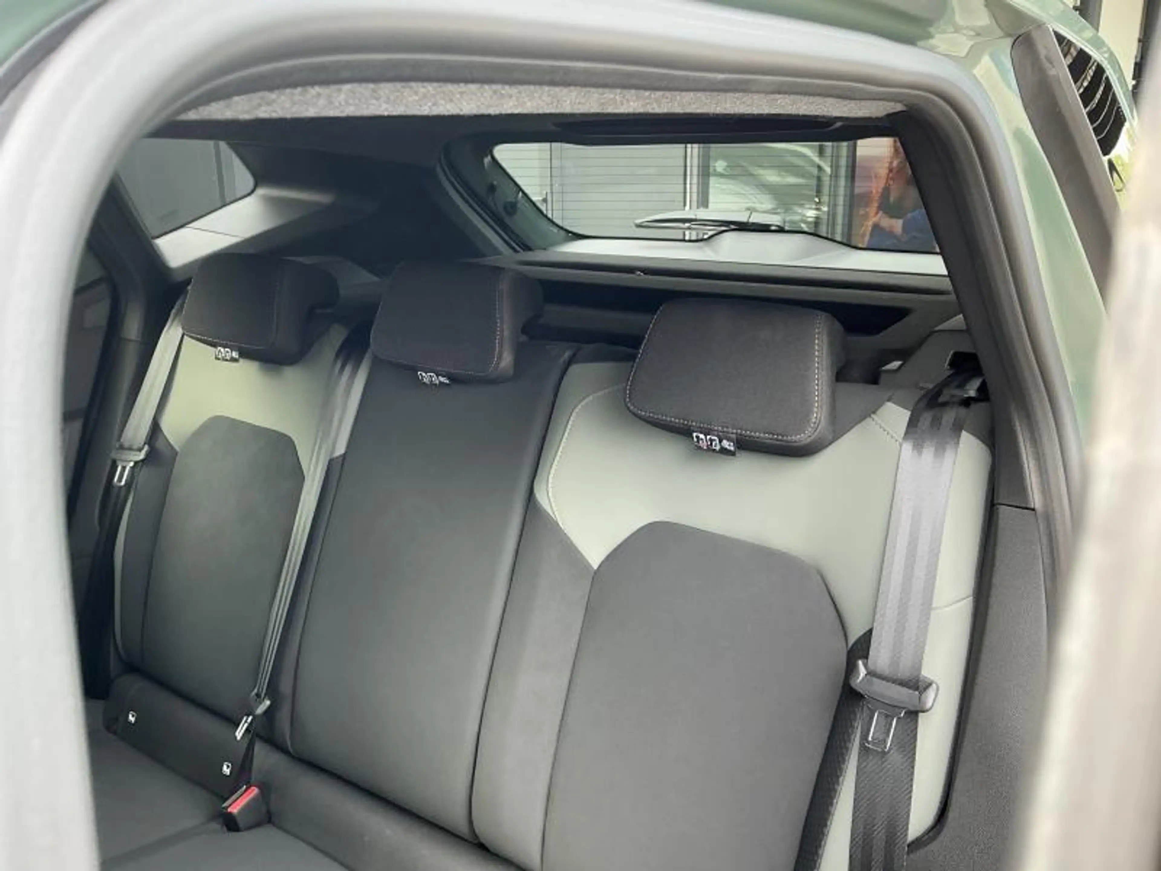 Dacia Duster III Extreme Hybride 140 — photo 14