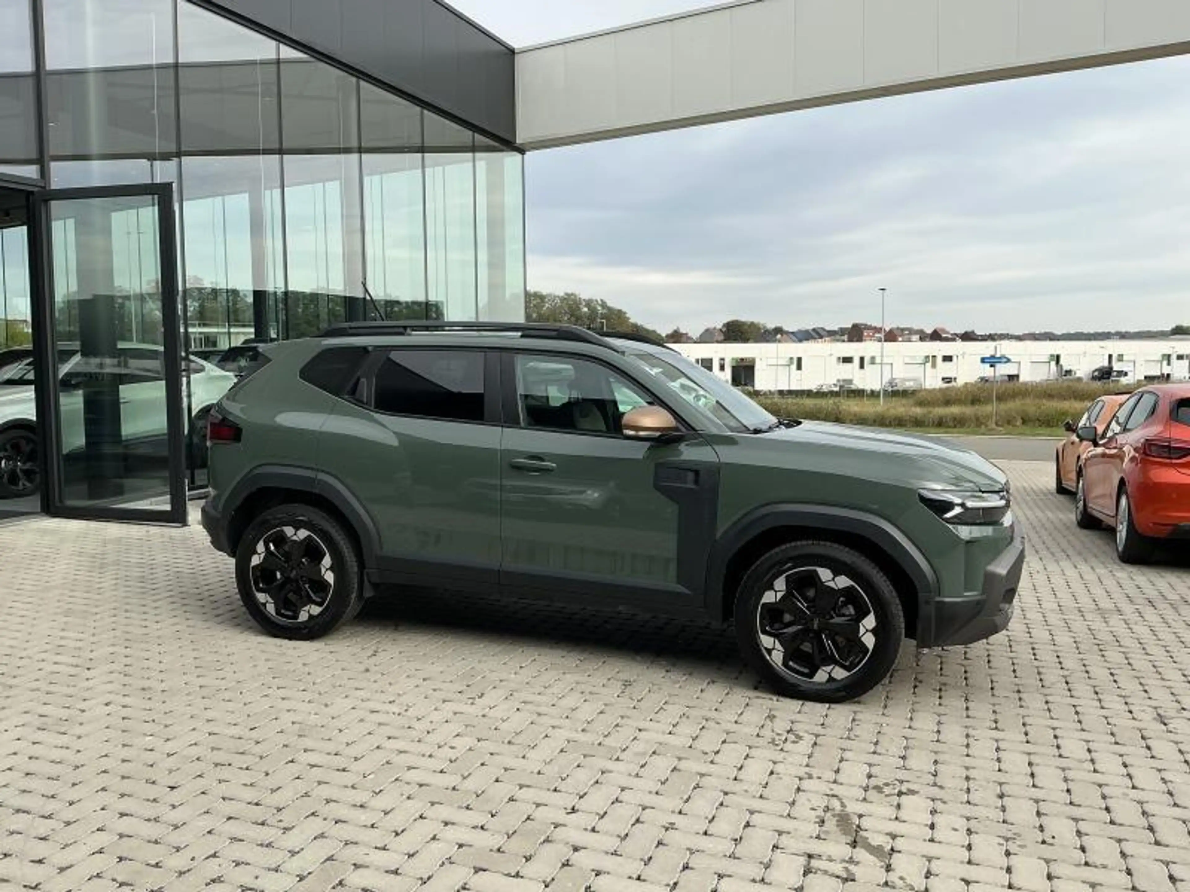 Dacia Duster III Extreme Hybride 140 — photo 4