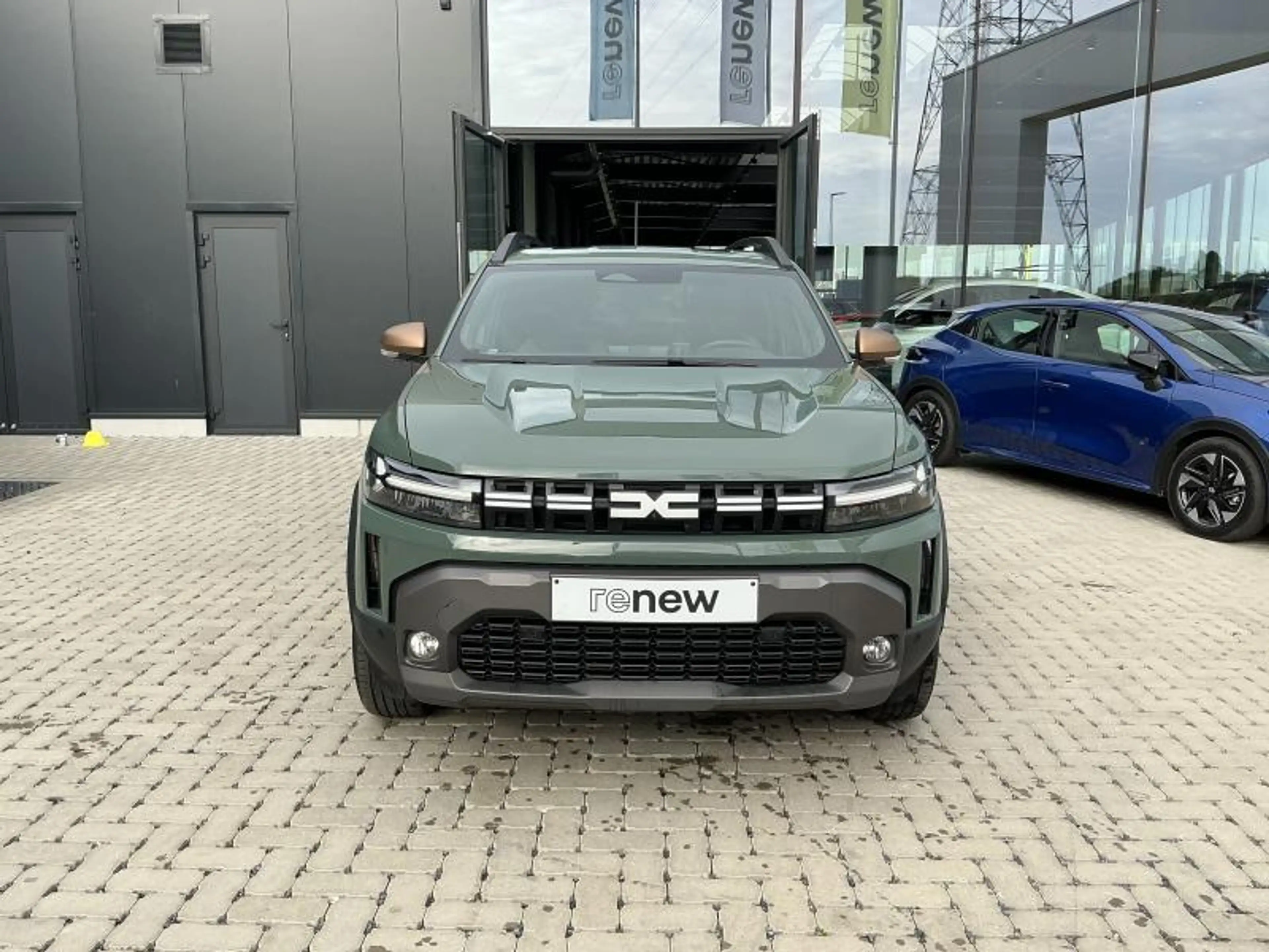 Dacia Duster III Extreme Hybride 140 — photo 2