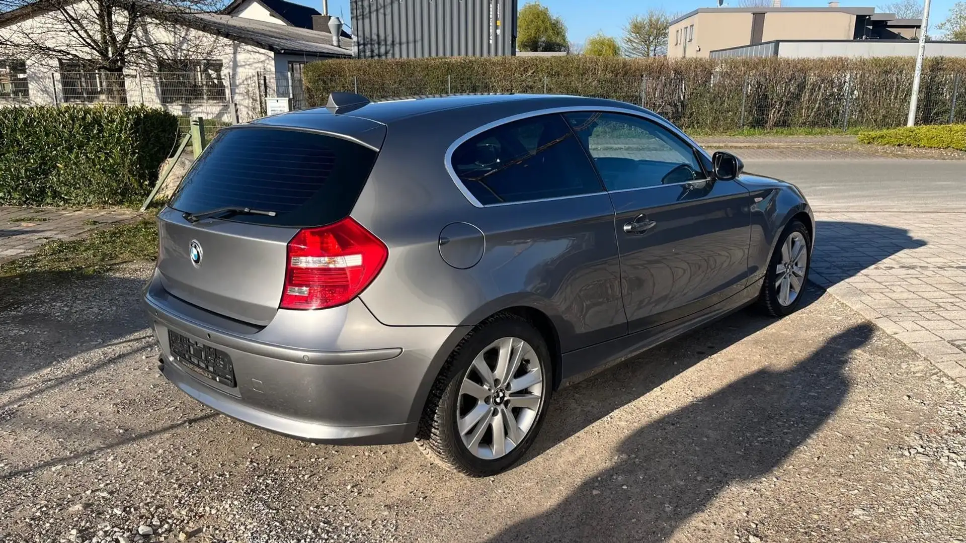 BMW 123 123d Gris - 2