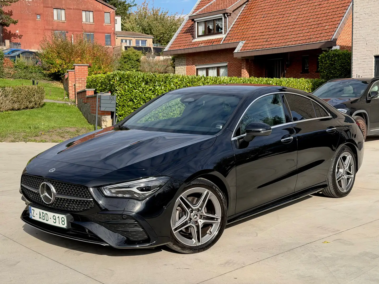 Mercedes-Benz CLA 180 CLA 180e AMG *Garantie / Caméra / LED* 1er prop Noir - 1