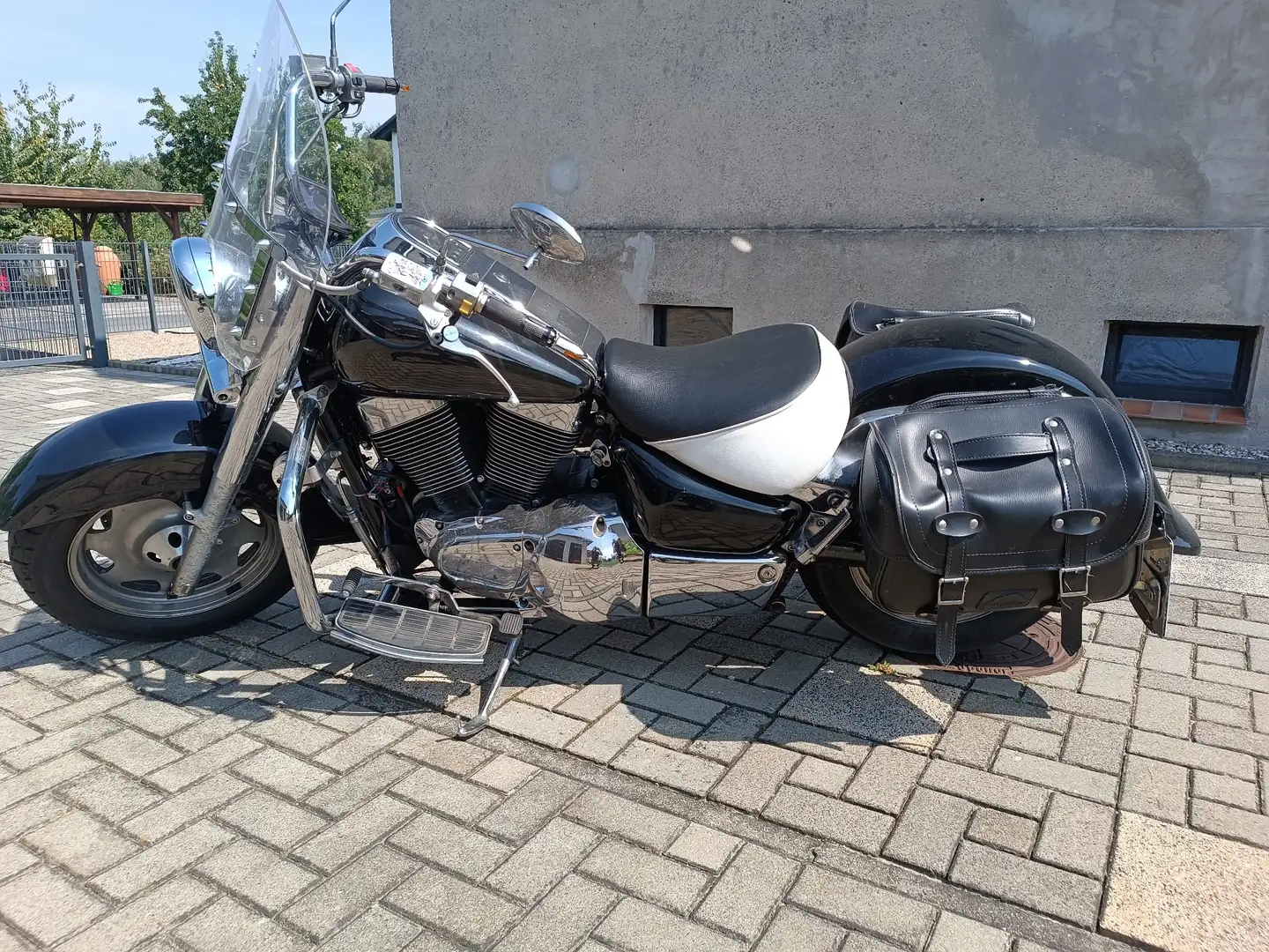 Suzuki VL 1500 Чорний - 2