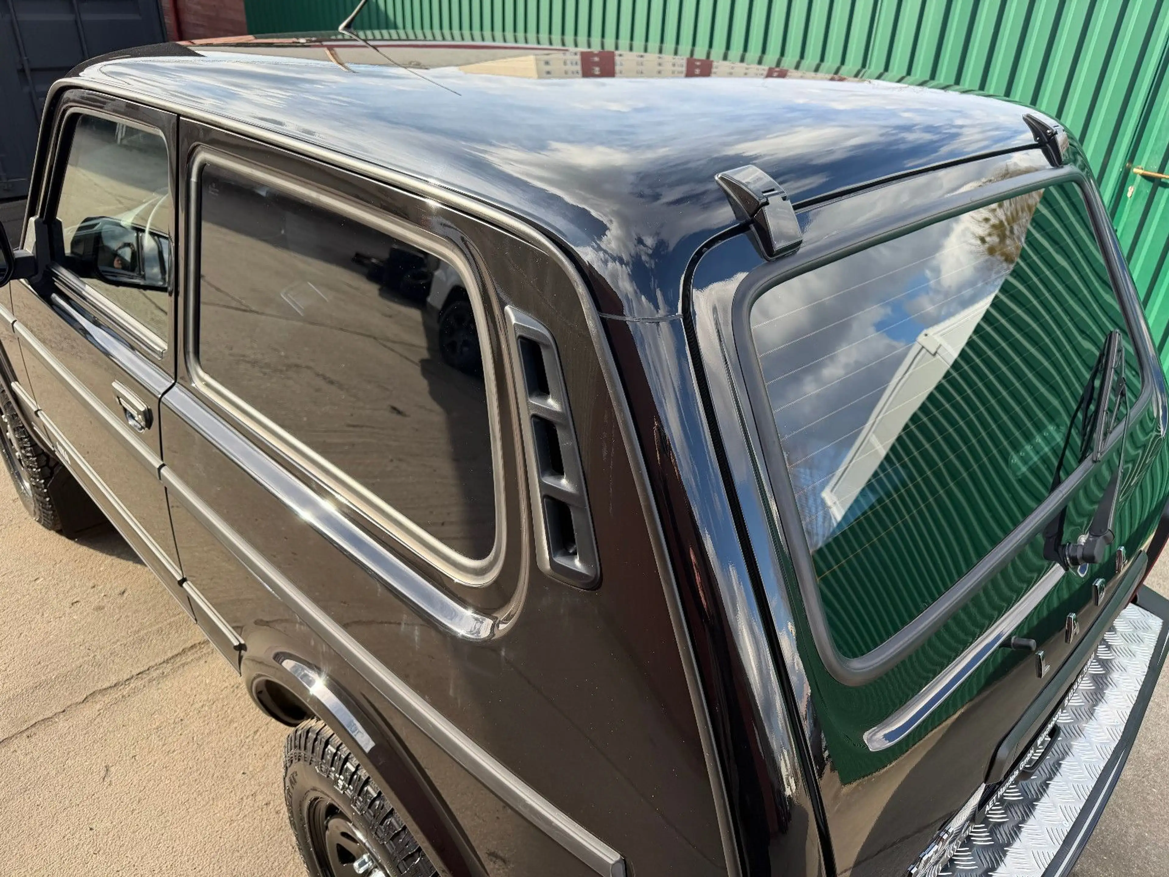 Lada Niva LEGEND "PREMIUM PLUS"! !NEUE VIP-AUSSTATT.! — photo 9