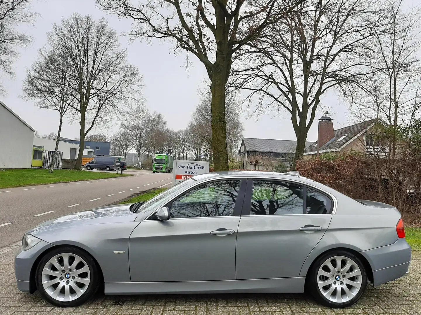 BMW 325 3-serie 325i 218PK E90 Airco/Clima Automaat Sportv Grijs - 2