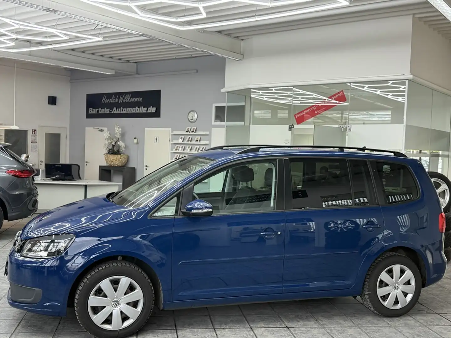 Volkswagen Touran 1.4 TSI Comfortline, 2.Hand, DSG, Navi Blau - 2