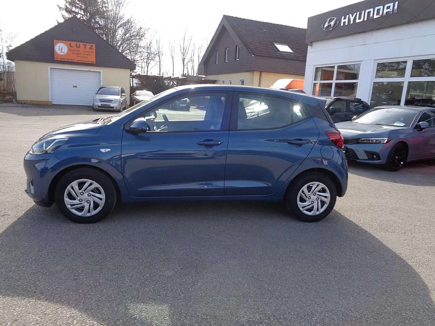 Hyundai i10 1,0 GO Blau - 2