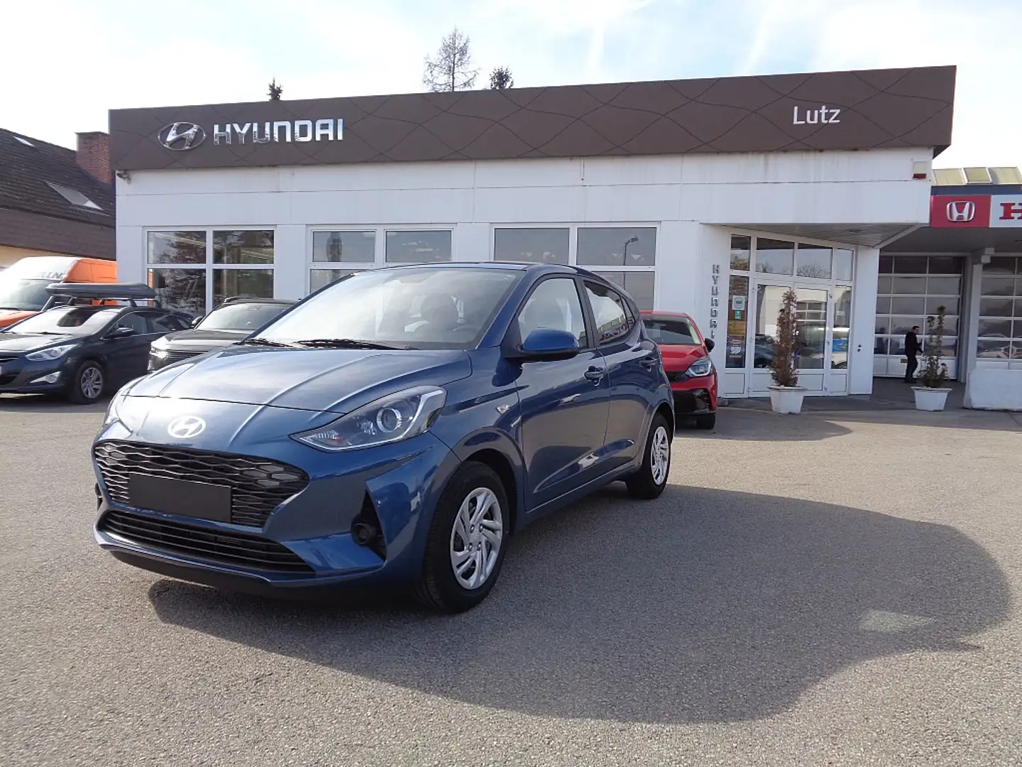 Hyundai i10 1,0 GO Blau - 1