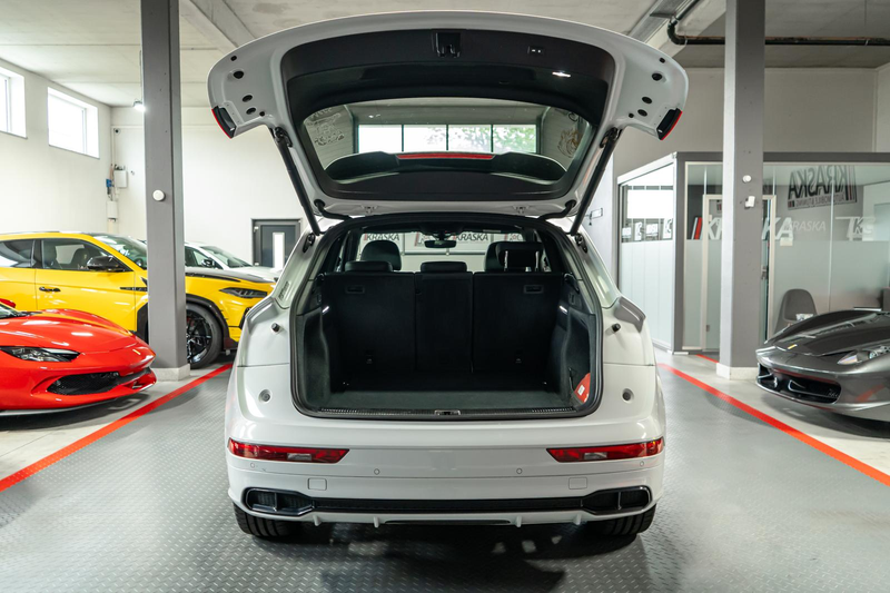 Audi SQ5 3.0 V6 TDI quattro AHK SHZ HUD B&O PANO STHZ — photo 6