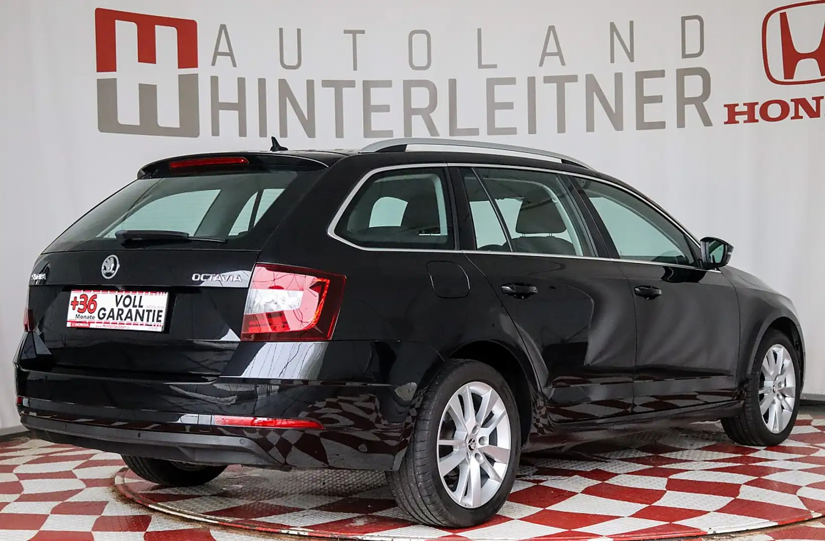 Skoda Octavia TDI Style Limited LED KAMERA NAVI WINTERPAKET Schwarz - 2