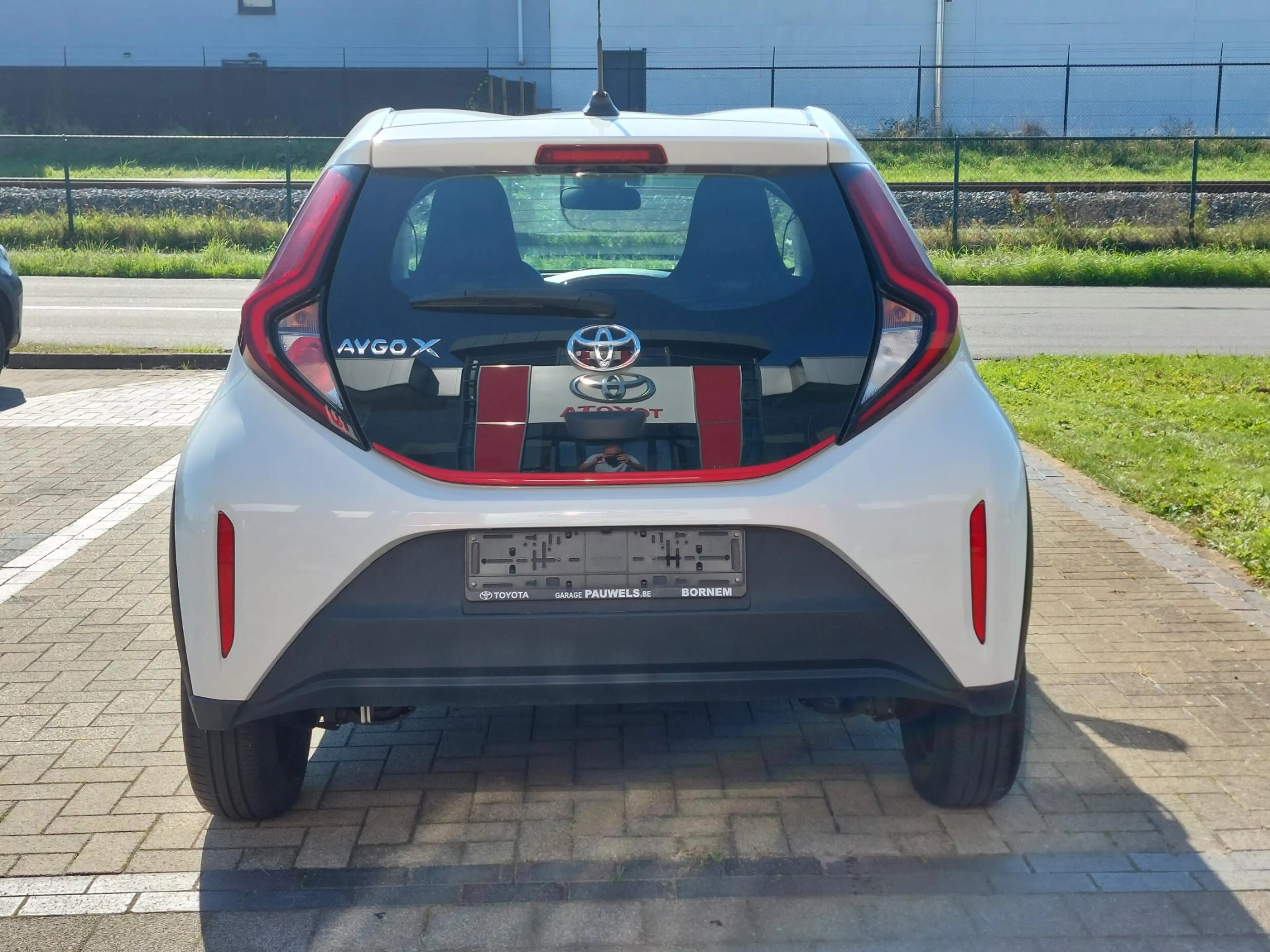 Toyota Aygo X 1.0 VVT-i Play CVT — photo 8