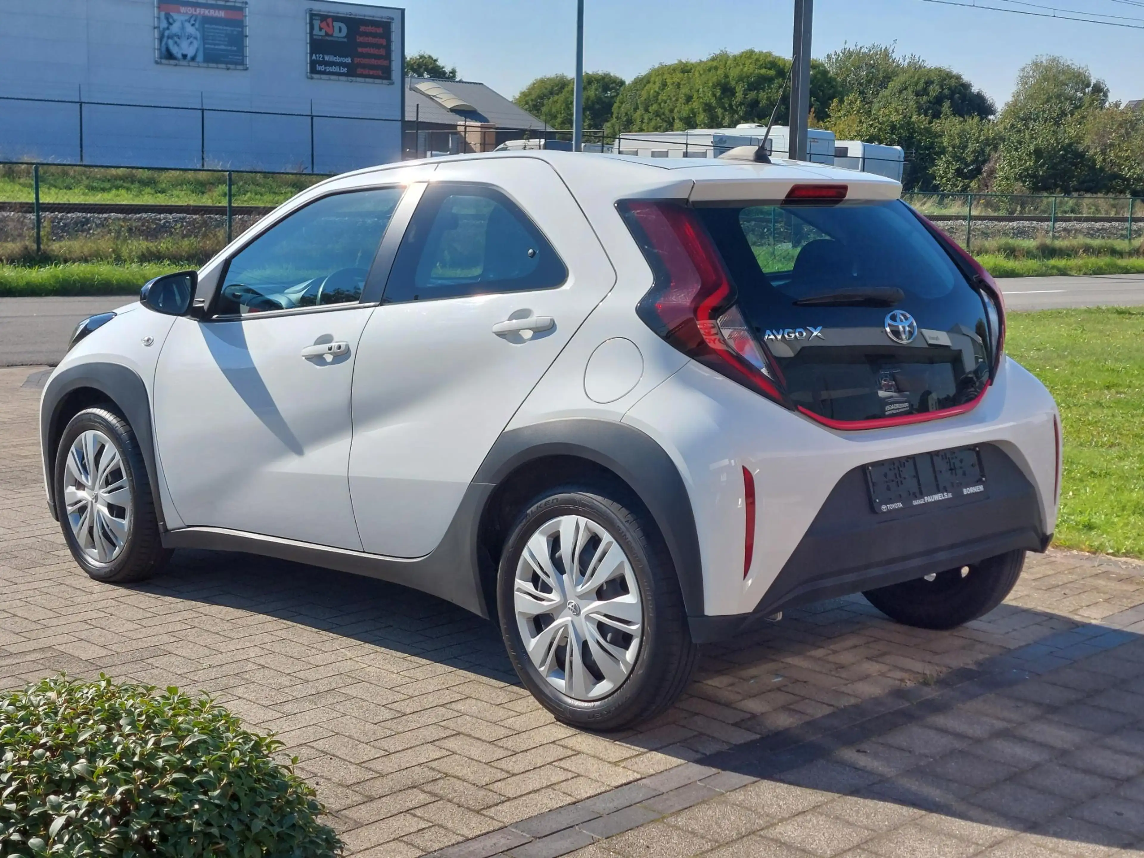 Toyota Aygo X 1.0 VVT-i Play CVT — photo 4