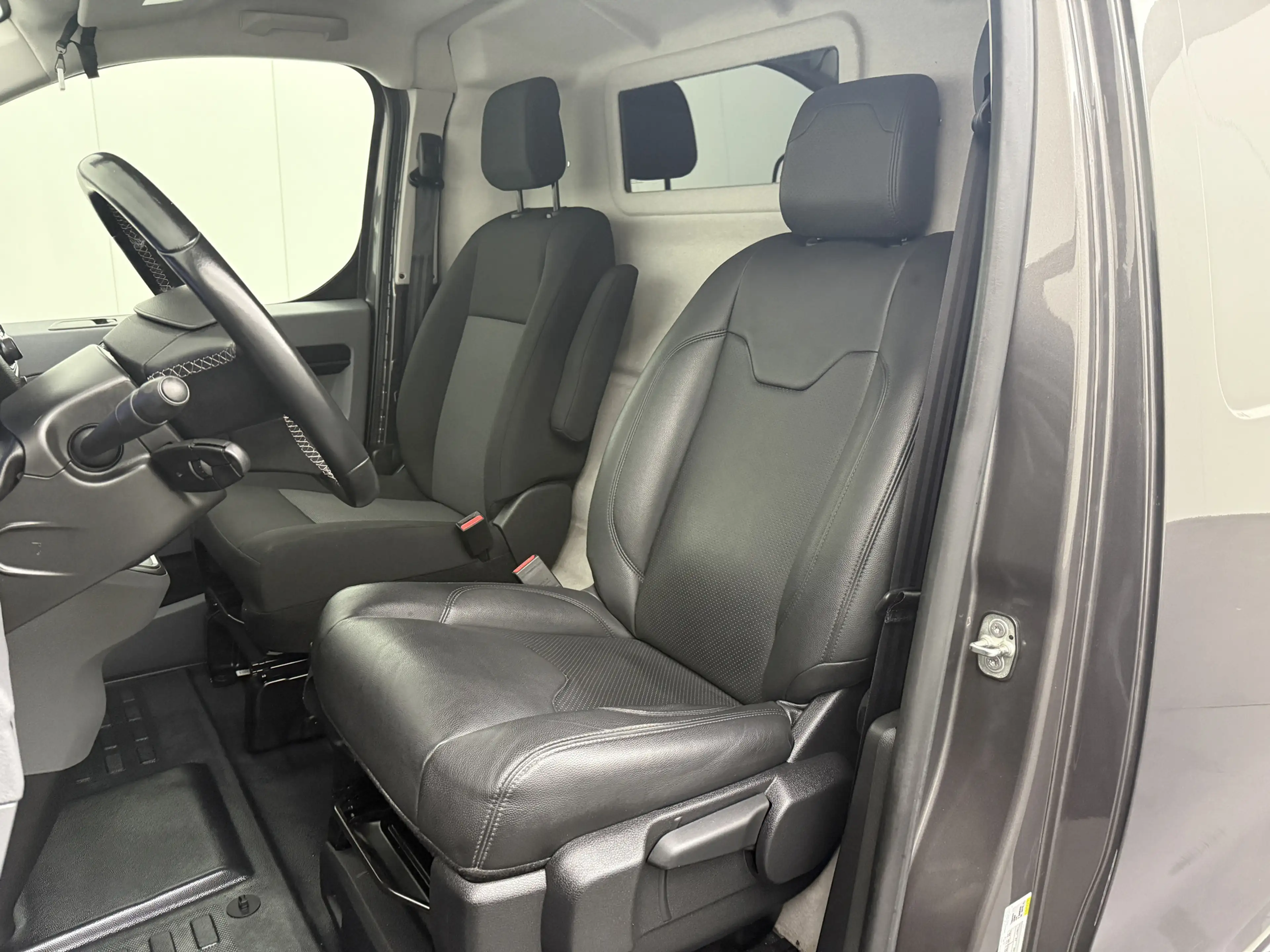 Peugeot e-Expert Lang Premium 75 kWh | Elektrisch | Multimedia | Ca — photo 19