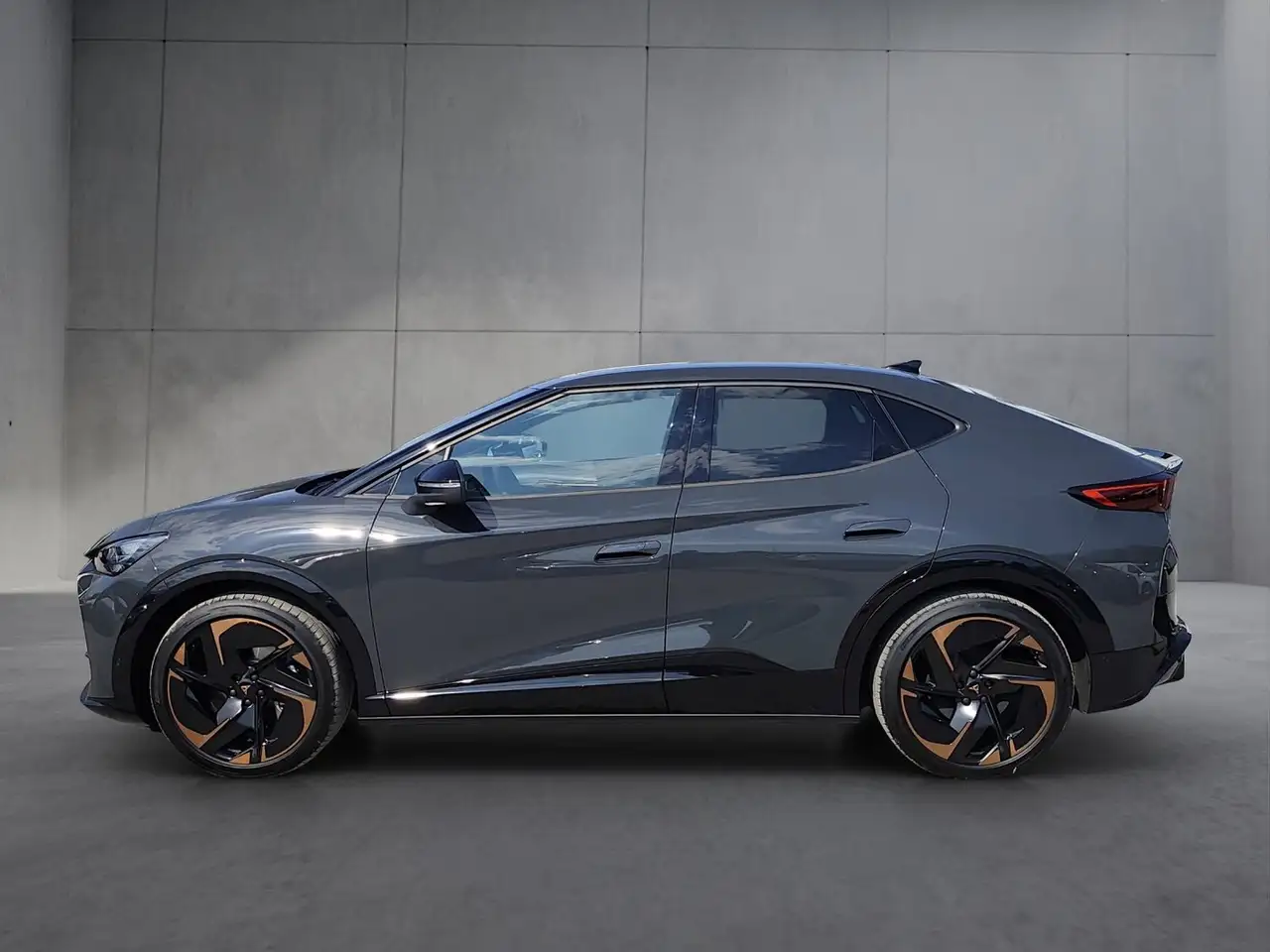CUPRA Tavascan 2026