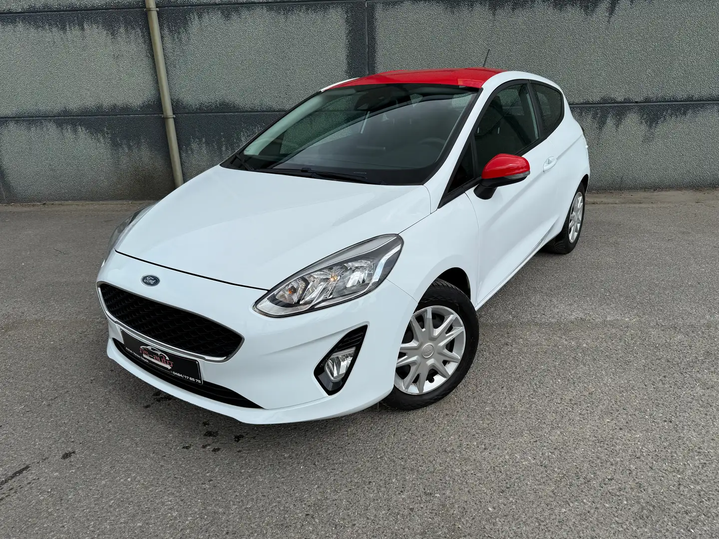 Ford Fiesta 1.1i * FAIBLE KM * 3 PORTES * CLIM * Blanc - 1