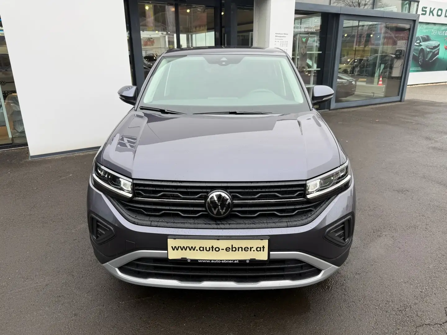 Volkswagen T-Cross 4Me TSI Gris - 2