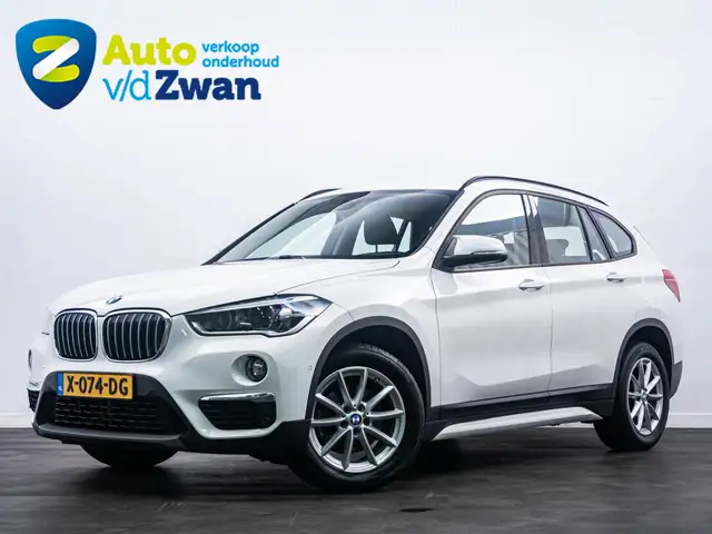 BMW X1 SDrive18i High Executive Edition PDC|Navi + Winter