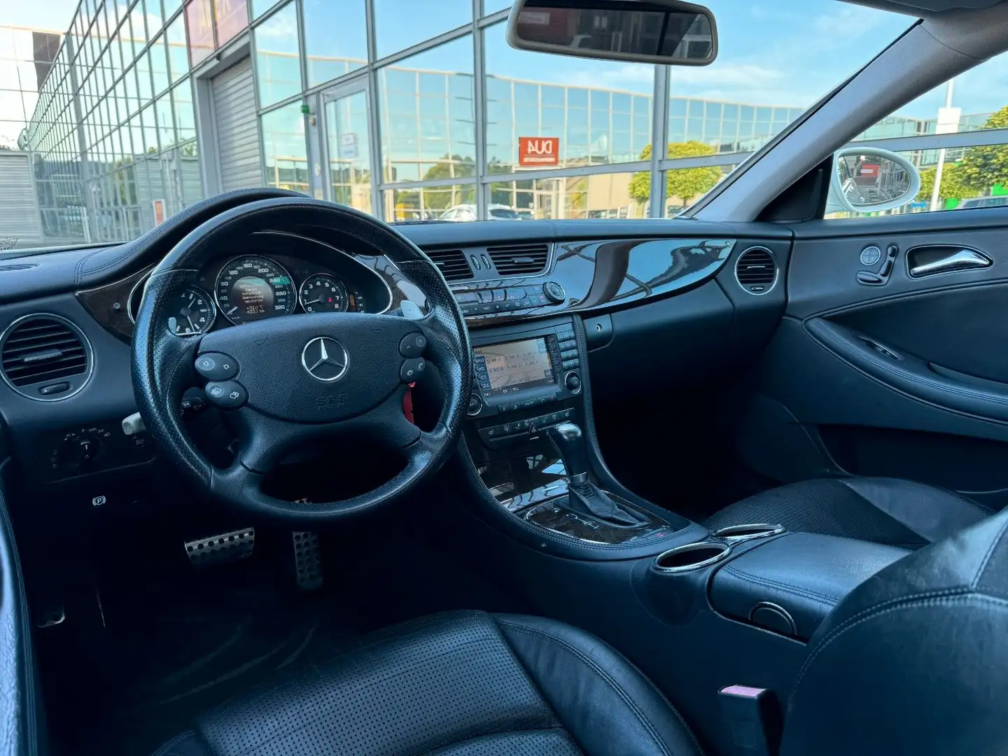 Mercedes-Benz CLS 63 AMG Leder Xenon 19zoll Blanc - 2