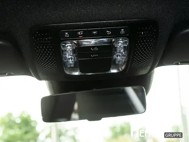 Mercedes-Benz Cla view 11