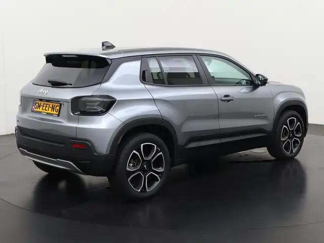 Jeep Avenger view 6
