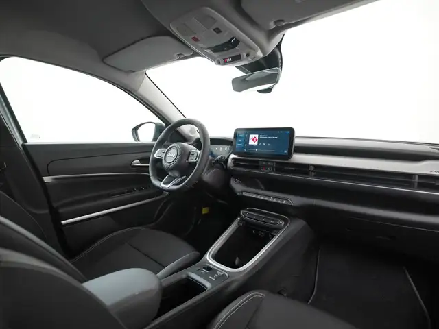 Jeep Avenger view 2