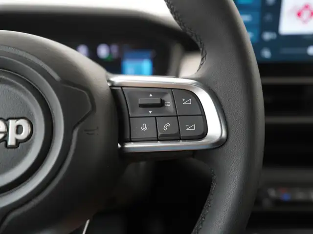 Jeep Avenger view 11