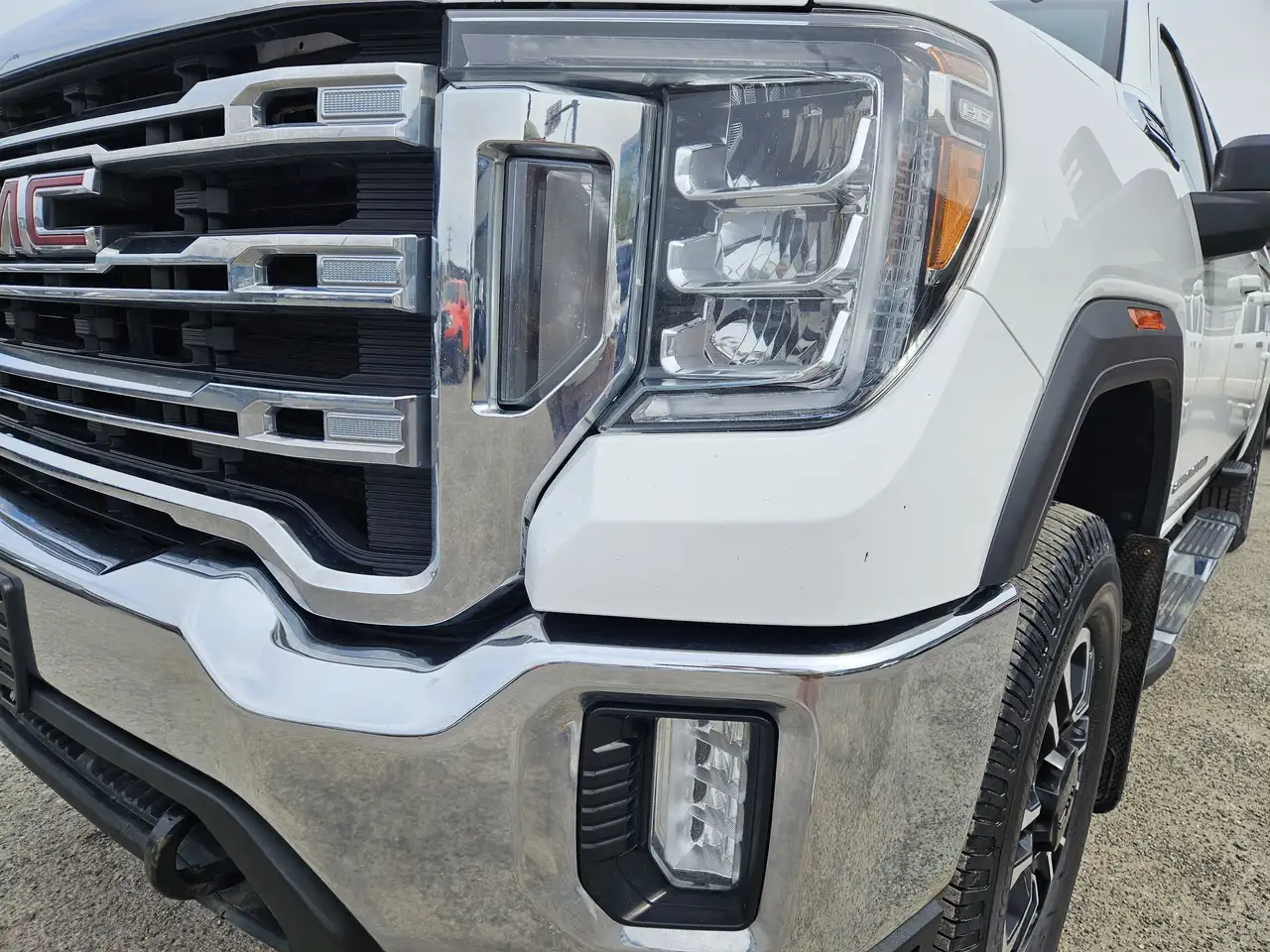 GMC Sierra 2500HD снимка GMC Sierra 2500HD