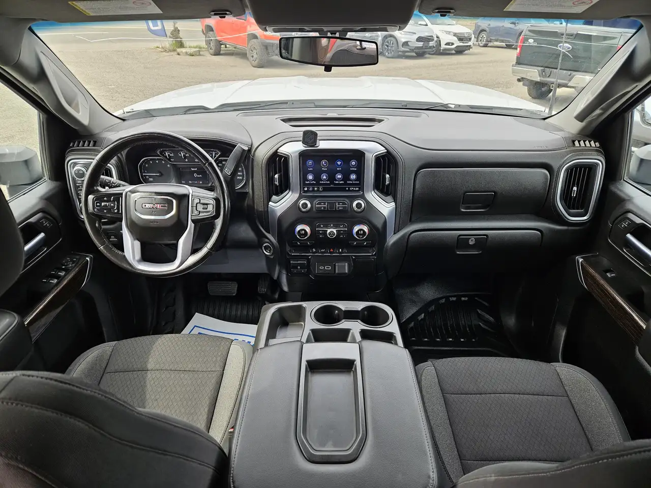 GMC Sierra 2500HD снимка GMC Sierra 2500HD
