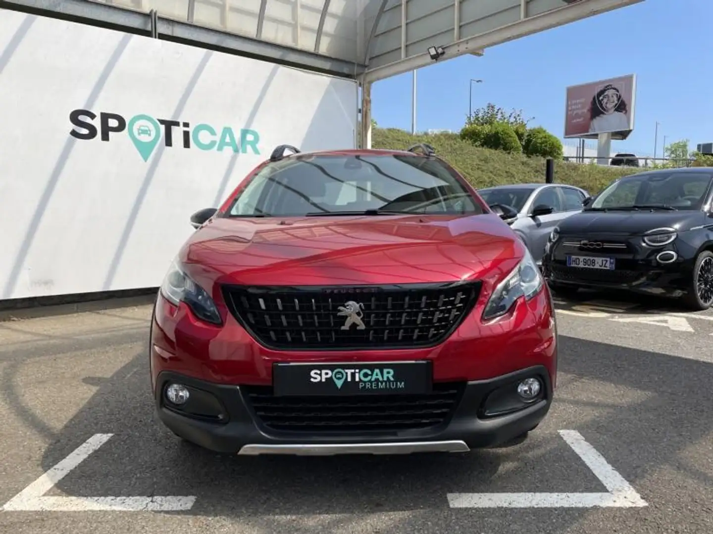 Peugeot 2008 1.2 PureTech 110ch GT Line S\u0026S Rouge - 2