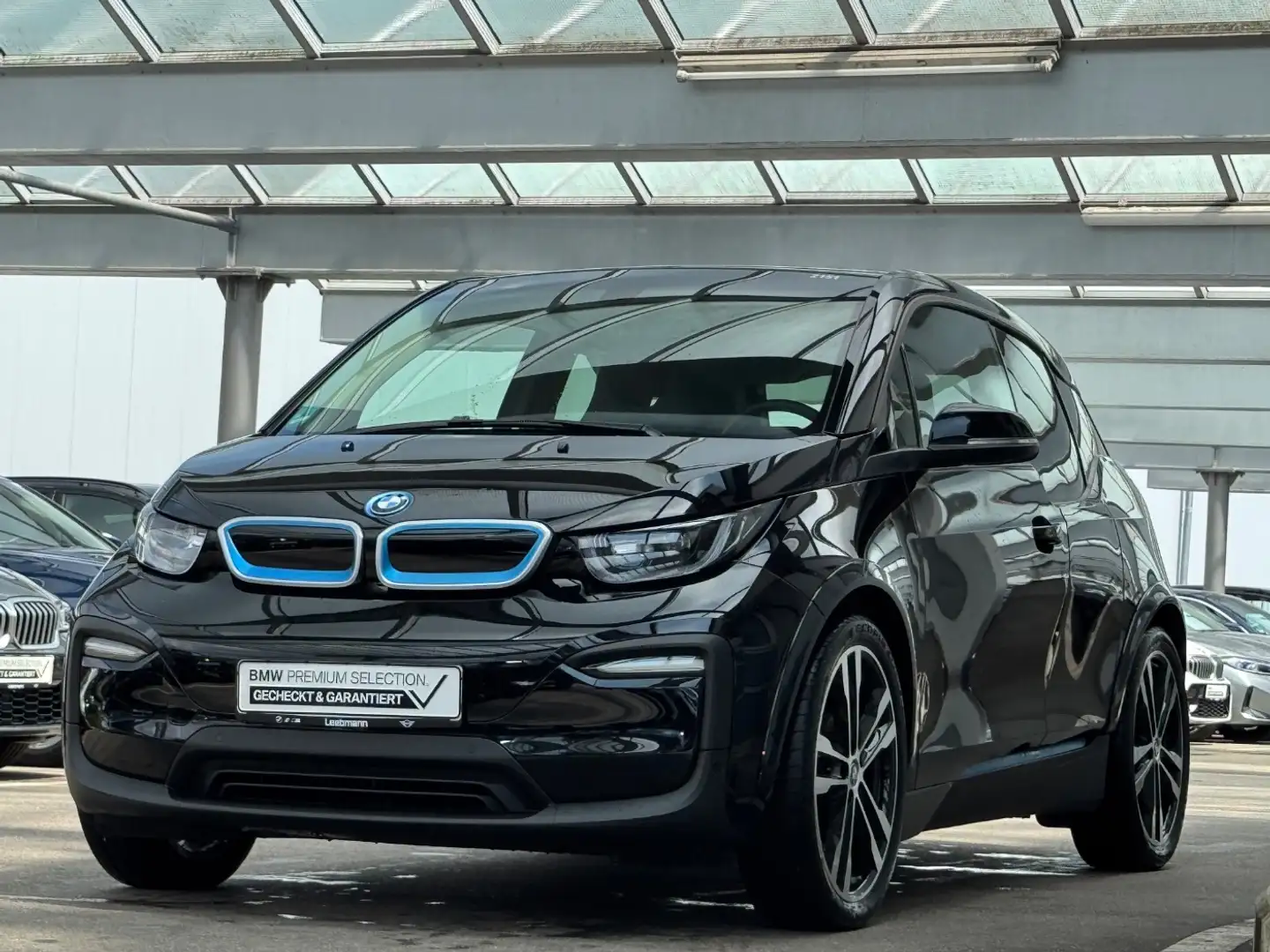 BMW i3 120Ah Atelier Sportpaket NAVI 2 JAHRE GARANTIE Schwarz - 2