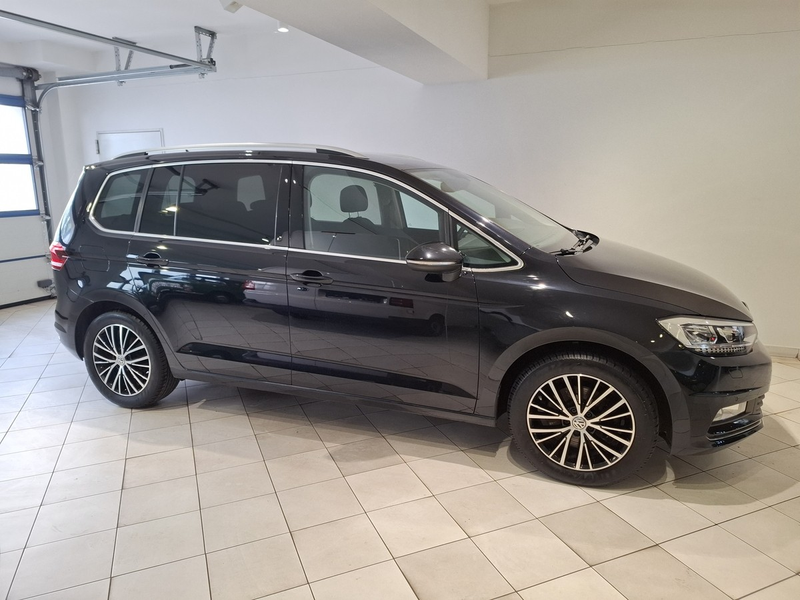 Volkswagen Touran 1.4 TSI DSG Highline LED Navi Kamera — photo 2