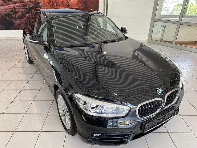 BMW 118 i Aut. Sport Line/LEDER/NAVI