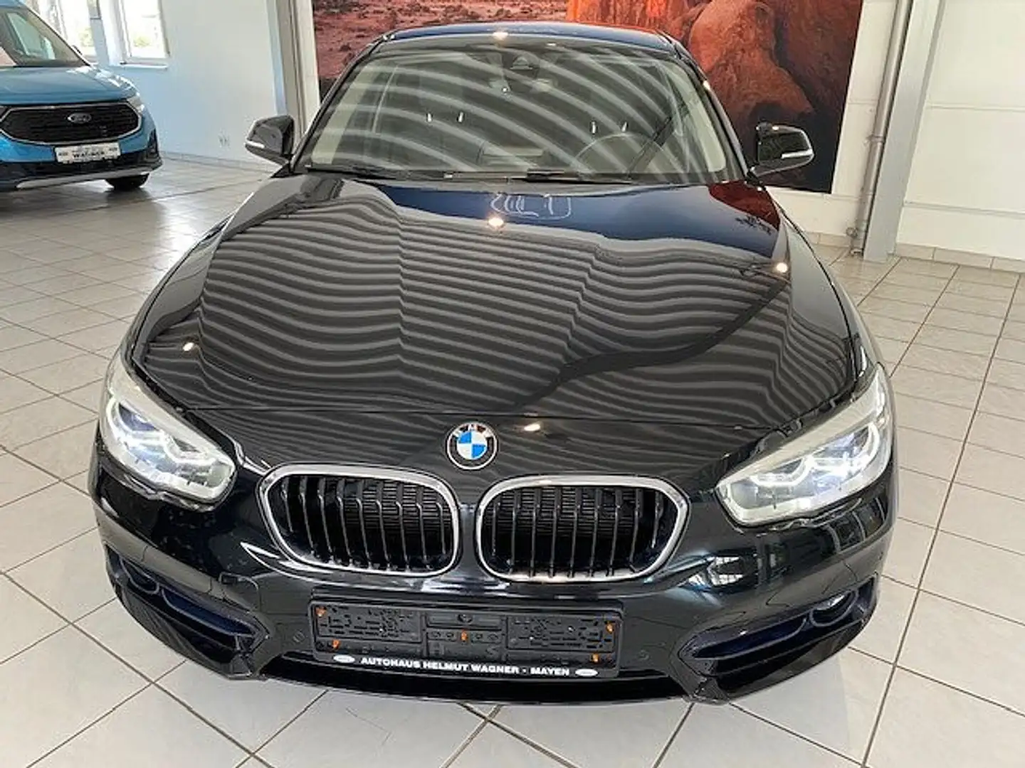 BMW 118 i Aut. Sport Line/LEDER/NAVI Negru - 2