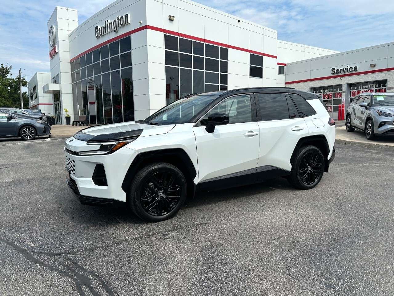 2026 Toyota RAV4 XSE AWD