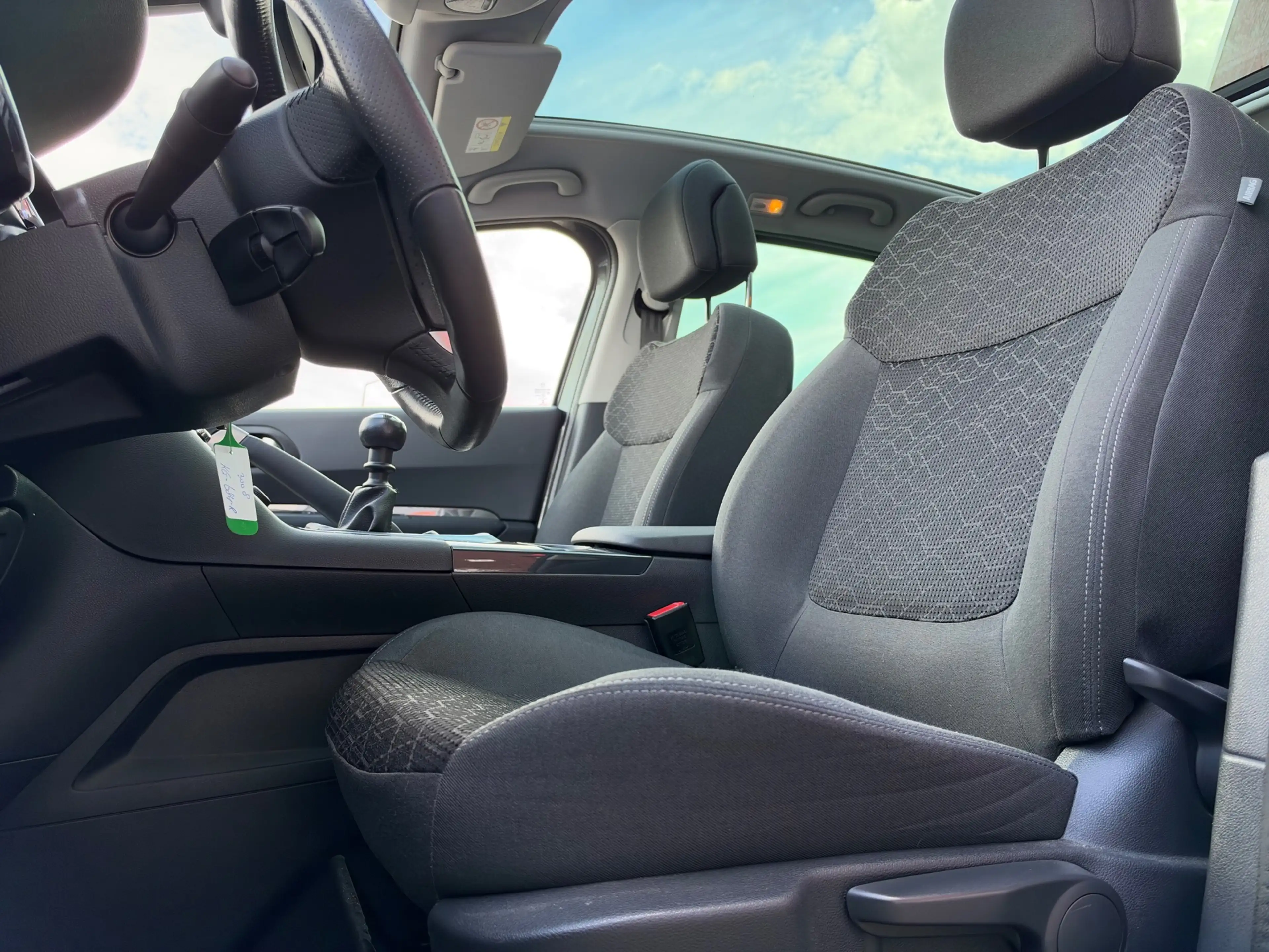 Peugeot 3008 1.2 PureTech Style / Navi / Camera / Pano / PDC / — photo 4