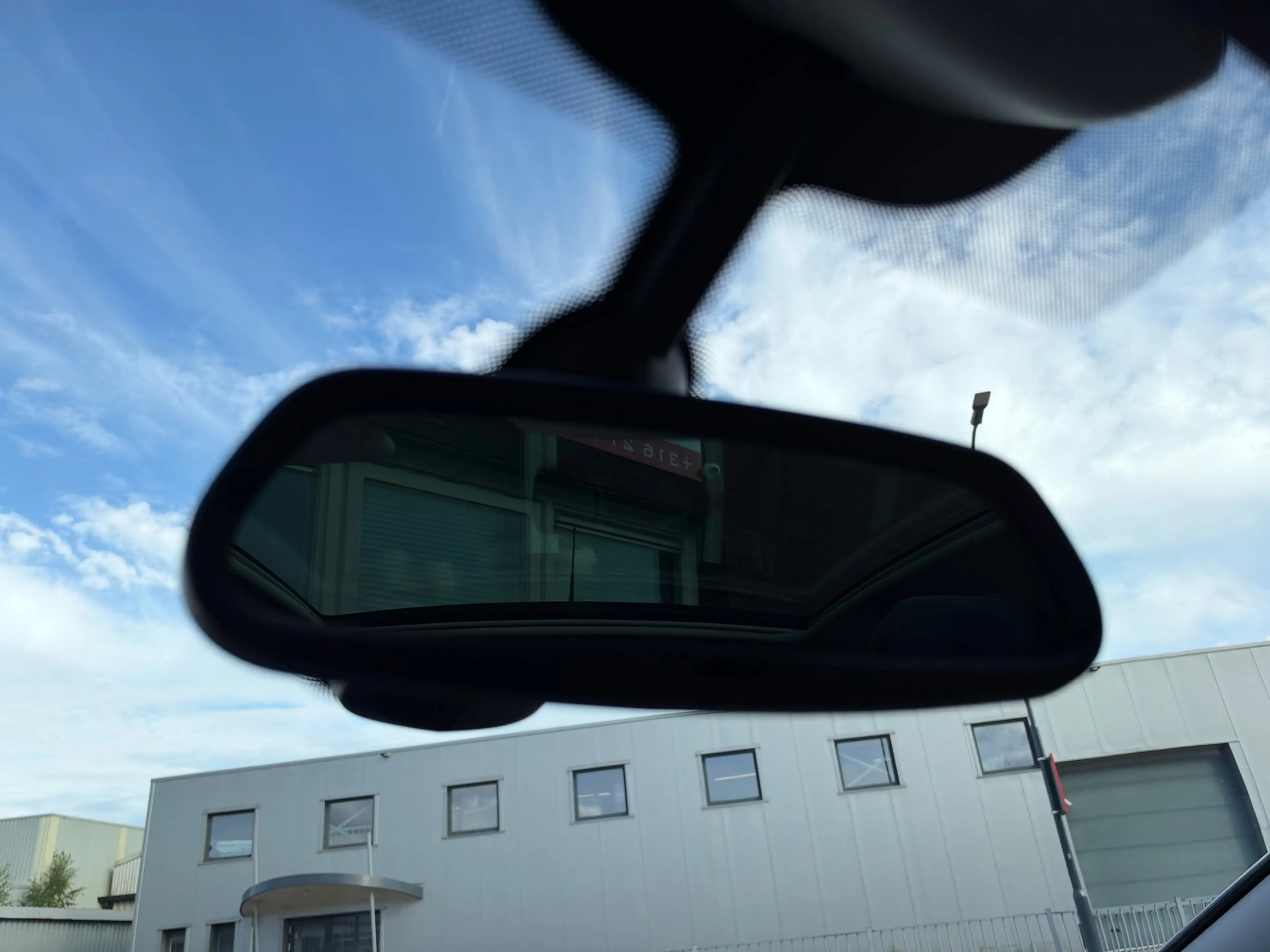Peugeot 3008 1.2 PureTech Style / Navi / Camera / Pano / PDC / — photo 25