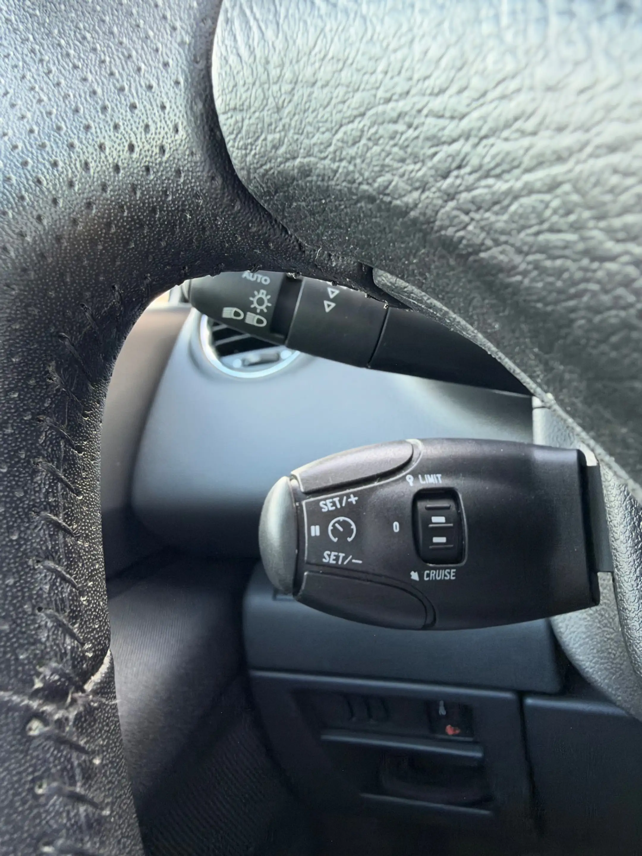 Peugeot 3008 1.2 PureTech Style / Navi / Camera / Pano / PDC / — photo 22