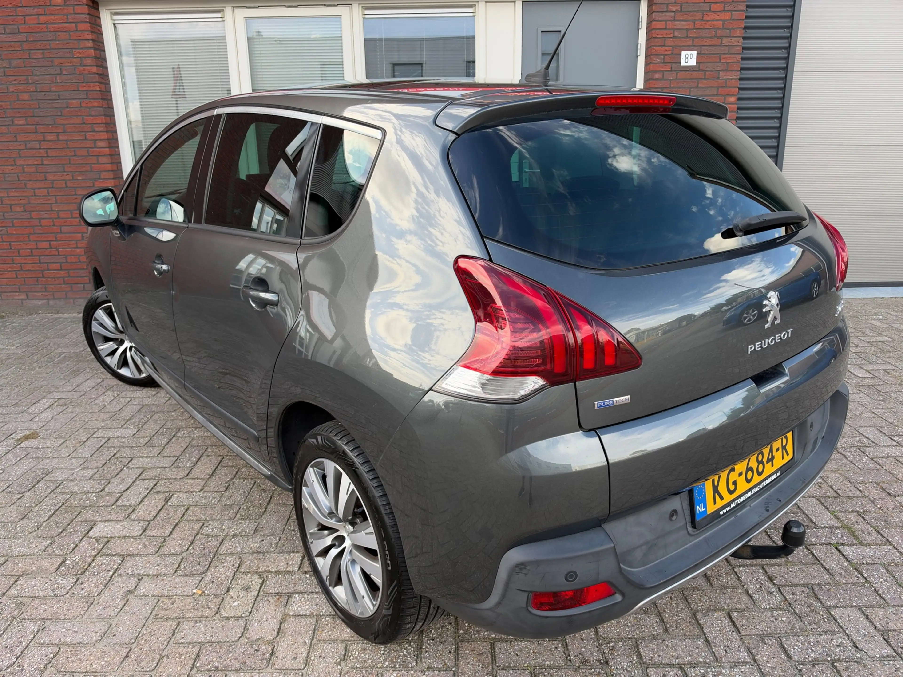 Peugeot 3008 1.2 PureTech Style / Navi / Camera / Pano / PDC / — photo 12