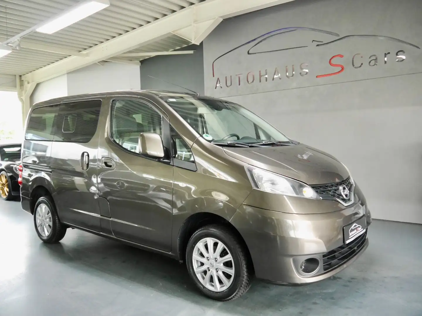 Nissan NV200 Evalia  Tekna*Navi*R.Kamera*AHK Braun - 1