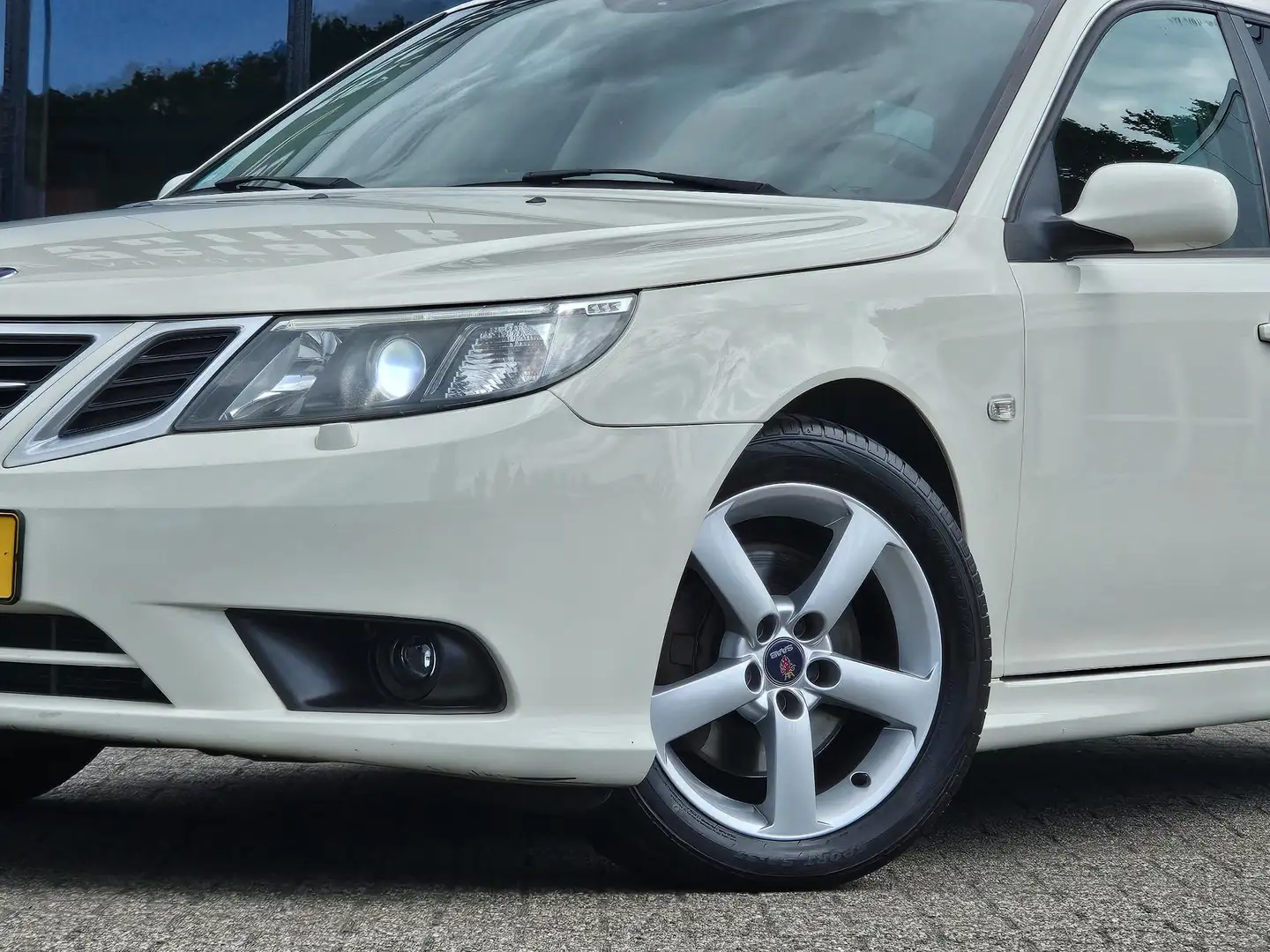 Saab 9-3 Sport Estate 2.0 T 210PK Aero XWD 4x4! Wit - 2