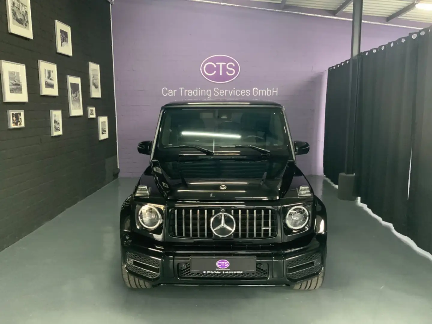 Mercedes-Benz G 63 AMG / Schwarz - 1