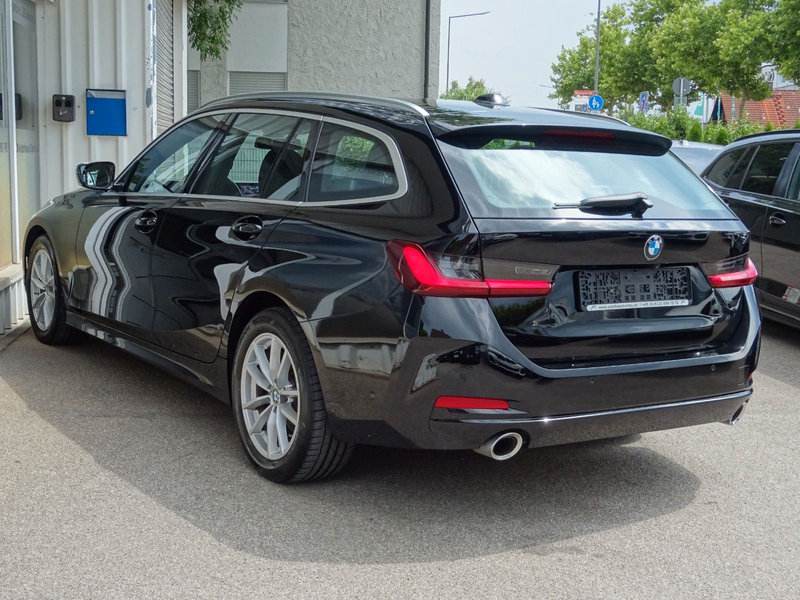 BMW 320 d Touring Aut LCI Curved Navi Leder LED Kamer — photo 4
